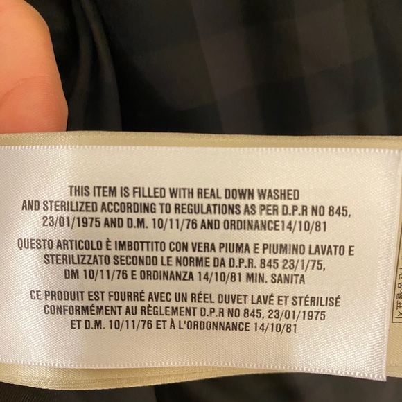 Burberry Puffer Coat - Picture 8 of 12